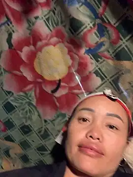 Snapshot of rosa-1200 chatting on 09-30-25, 05:34 rosa-1200 online show from 09-30-25, 05:34