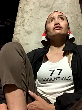 Snapshot of rosa-1200 chatting on 10-07-25, 12:57 rosa-1200 online show from 10-07-25, 12:57