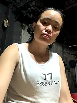 Snapshot of rosa-1200 chatting on 10-17-25, 12:30 rosa-1200 online show from 10-17-25, 12:30