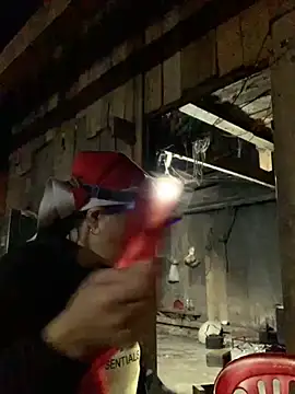 Snapshot of rosa-1200 chatting on 10-21-25, 01:56 rosa-1200 online show from 10-21-25, 01:56