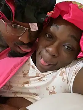 Snapshot of ReShawn24TM chatting on 11-19-25, 05:07 ReShawn24TM online show from 11-19-25, 05:07