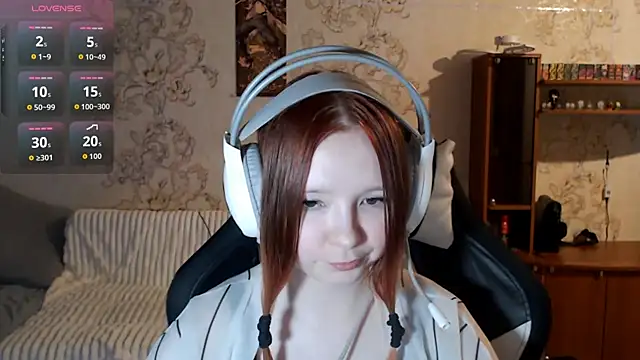 PansyBorriello online show from 10-01-25, 04:13