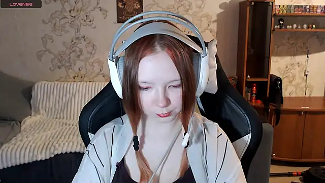 PansyBorriello online show from 10-03-25, 04:15