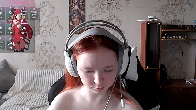 PansyBorriello online show from 10-11-25, 07:07