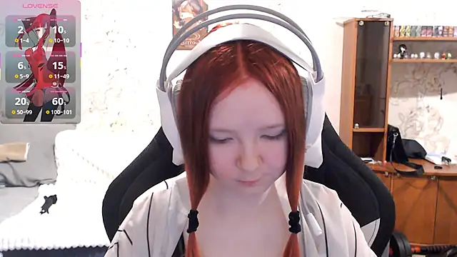 PansyBorriello online show from 11-03-25, 04:19