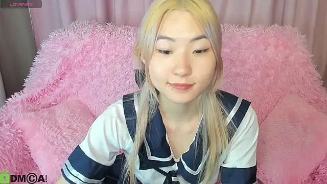 Snapshot of Aisi_18 chatting on 09-16-25, 07:53 Aisi 18 online show from 09-16-25, 07:53