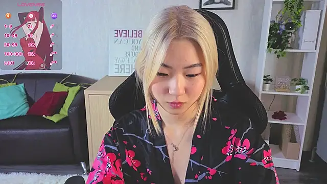 Aisi 18 online show from 02-06-26, 12:26