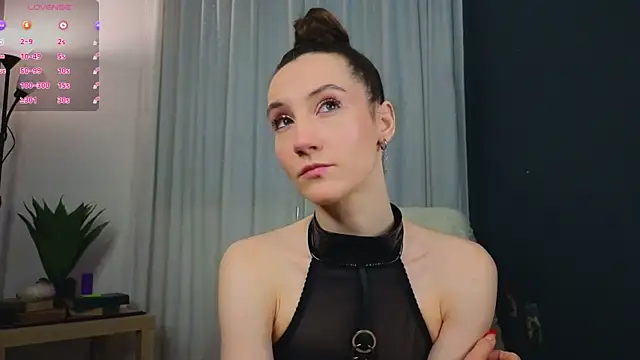 laracroftmansion online show from 05-22-26, 03:17