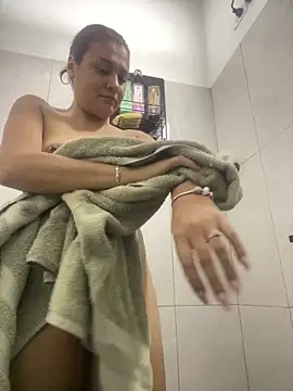 Snapshot of Madyson94 chatting on 03-31-26, 01:18 Madyson94 online show from 03-31-26, 01:18