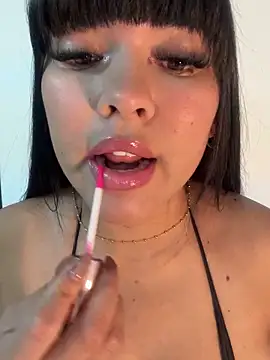 Snapshot of BrendaCrean chatting on 01-27-25, 11:32 BrendaCrean online show from 01-27-25, 11:32