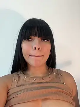 Snapshot of BrendaCrean chatting on 03-21-25, 03:35 BrendaCrean online show from 03-21-25, 03:35