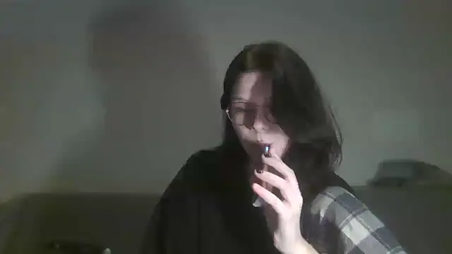 LaVostraDorothy online show from 11-22-25, 04:17