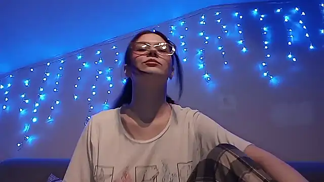 LaVostraDorothy online show from 03-27-26, 08:52