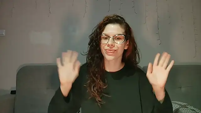 LaVostraDorothy online show from 05-11-26, 07:44