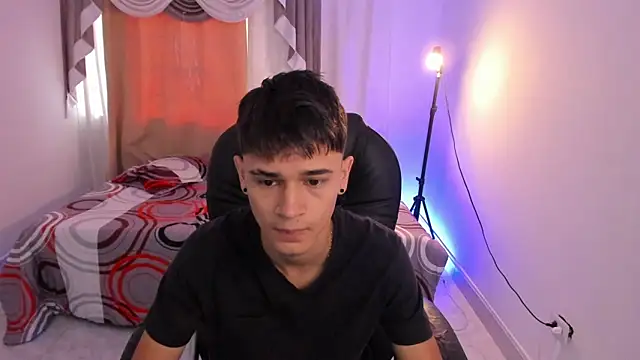 Aron Boyy online show from 05-02-26, 09:42