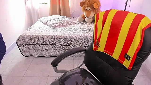 Aron Boyy online show from 06-17-26, 10:00