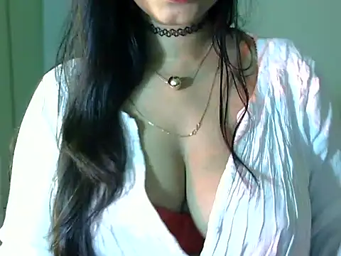 Snapshot of indianninza chatting on 10-27-25, 05:50 indianninza online show from 10-27-25, 05:50