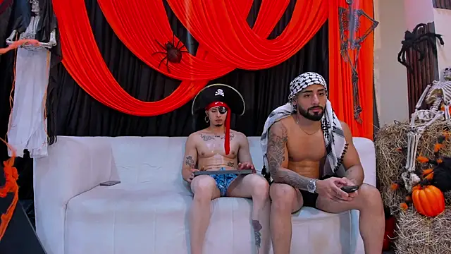 mike friends online show from 10-31-25, 01:28