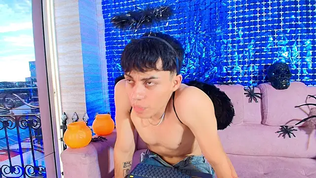 Dani rivass online show from 10-15-25, 11:32