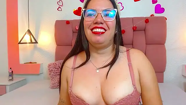 MelanyCruzz online show from 09-10-25, 12:05