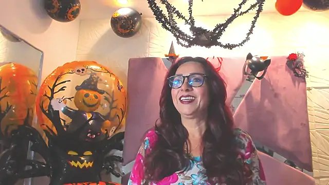 Madame Angelic  online show from 10-19-25, 05:41