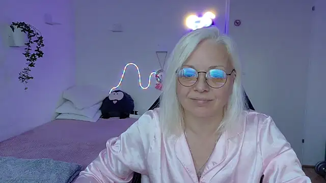 Linsy Kim online show from 05-12-26, 05:54