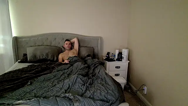 Snapshot of Ty_lerDavid chatting on 09-24-25, 04:54 Ty lerDavid online show from 09-24-25, 04:54