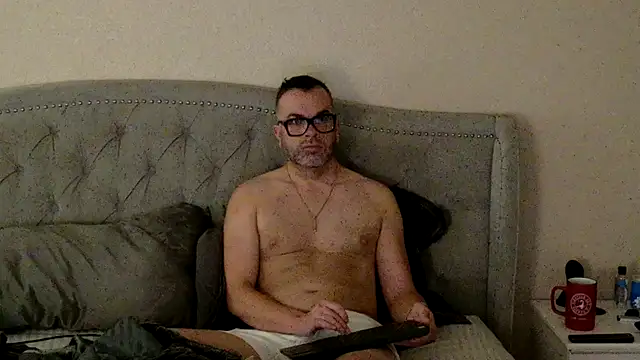 Snapshot of Ty_lerDavid chatting on 09-25-25, 05:49 Ty lerDavid online show from 09-25-25, 05:49