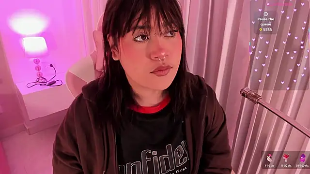 mia yeager online show from 01-16-26, 03:32