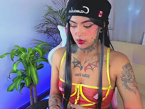 Snapshot of Adamsniki chatting on 10-02-25, 02:07 Adamsniki online show from 10-02-25, 02:07