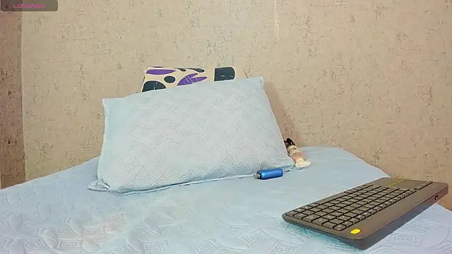 scarlett646 online show from 10-10-25, 03:05