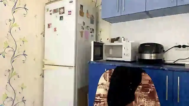 Snapshot of CandaceBlaze chatting on 10-23-25, 08:18 CandaceBlaze online show from 10-23-25, 08:18