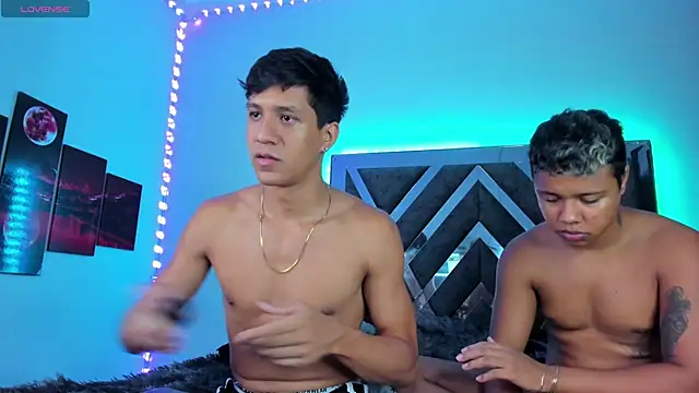 Snapshot of Robertmiller21 chatting on 10-04-25, 04:43 Robertmiller21 online show from 10-04-25, 04:43