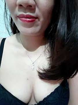 Snapshot of Singlemom69x chatting on 08-01-26, 02:49 Singlemom69x online show from 08-01-26, 02:49