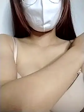 Snapshot of Minky69 chatting on 01-17-26, 06:22 Minky69 online show from 01-17-26, 06:22