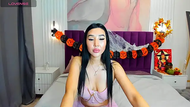 Jennifer Munoz online show from 11-01-25, 07:21