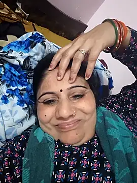 Snapshot of Rakhi99x chatting on 05-09-26, 02:17 Rakhi99x online show from 05-09-26, 02:17