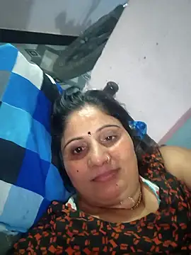 Snapshot of Rakhi99x chatting on 05-14-26, 05:31 Rakhi99x online show from 05-14-26, 05:31