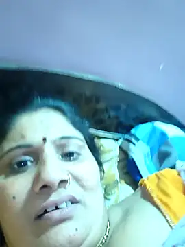 Snapshot of Rakhi99x chatting on 05-15-26, 04:58 Rakhi99x online show from 05-15-26, 04:58