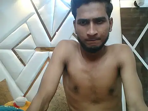 lily 9900 online show from 10-04-25, 08:18