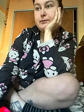 DazzzlingDame online show from 10-18-25, 11:33