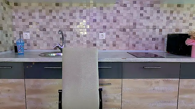 Snapshot of Princess_ladylila chatting on 02-28-26, 05:41 Princess ladylila online show from 02-28-26, 05:41