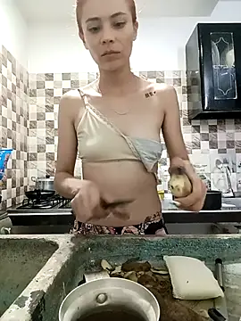 dulcelatin21 online show from 09-17-25, 11:39