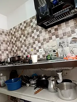 dulcelatin21 online show from 09-30-25, 04:45