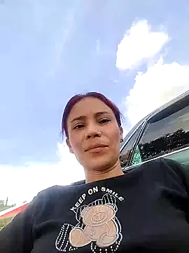 dulcelatin21 online show from 11-04-25, 08:30