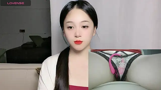 woaiqinqin online show from 09-17-25, 03:35