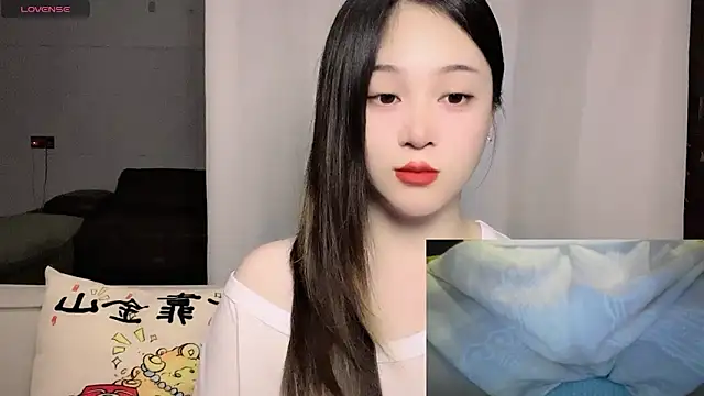 woaiqinqin online show from 06-15-26, 03:47