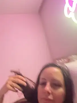 nightingale27 online show from 10-23-25, 08:18