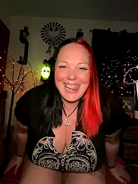 Snapshot of voorheesgirl chatting on 09-21-25, 03:19 voorheesgirl online show from 09-21-25, 03:19