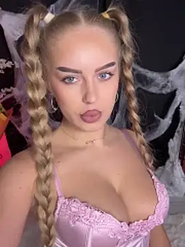 AubrieleRouj1 online show from 10-25-25, 04:02